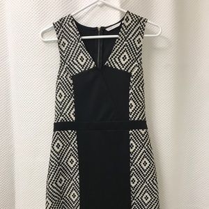 Black & White Modern Sheath, Form Fitting Dress